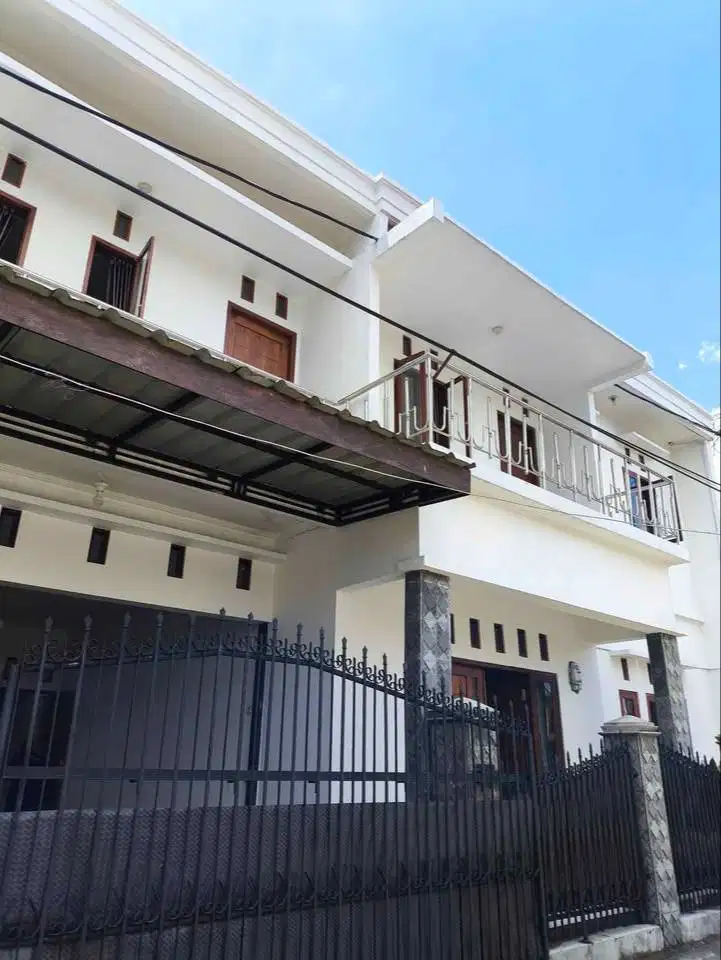 Disewakan || Dikontrakan Tahunan Rumah Cikole Lembang