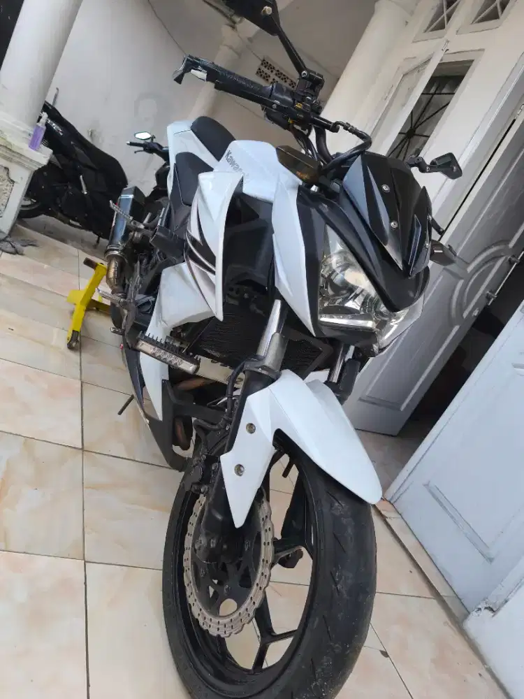 Kawasaki z250 2014