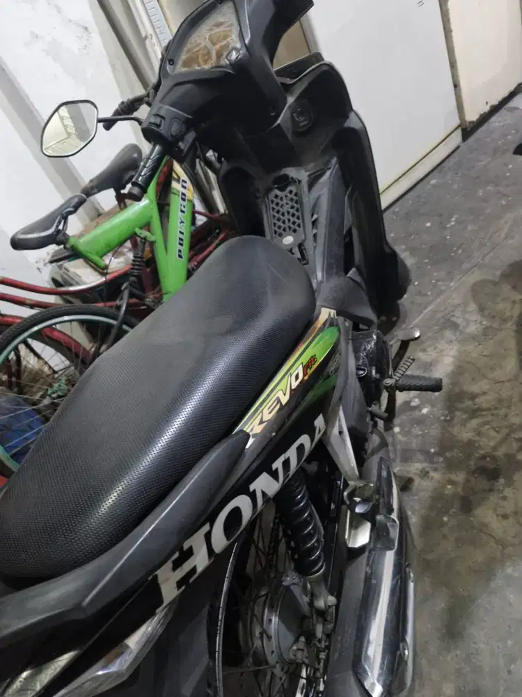 Dijual Honda Revo Fit Th 2010