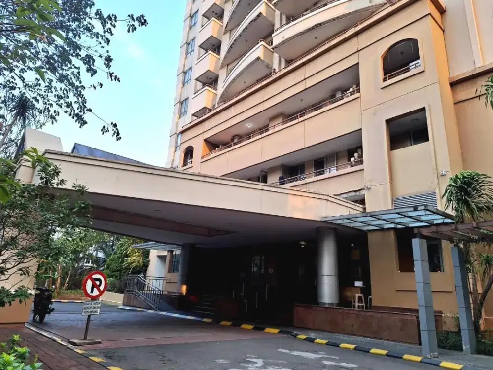 JUAL RUGI! BU CPT! Apartment Dijual Paladian Park, Kelapa Gading 2 BR