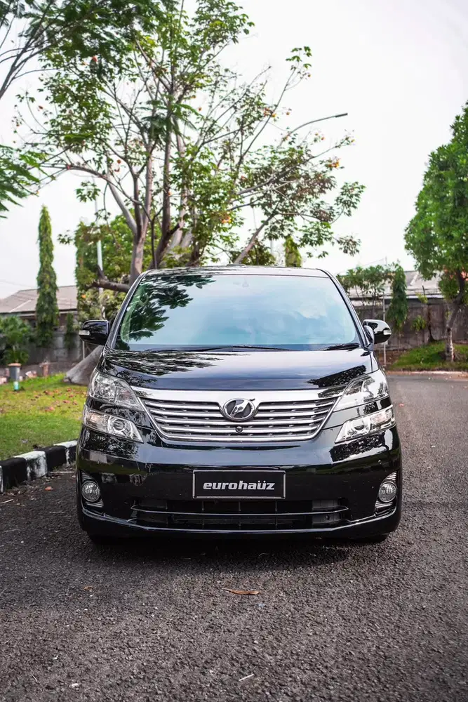 Toyota Vellfire 2011 Bensin