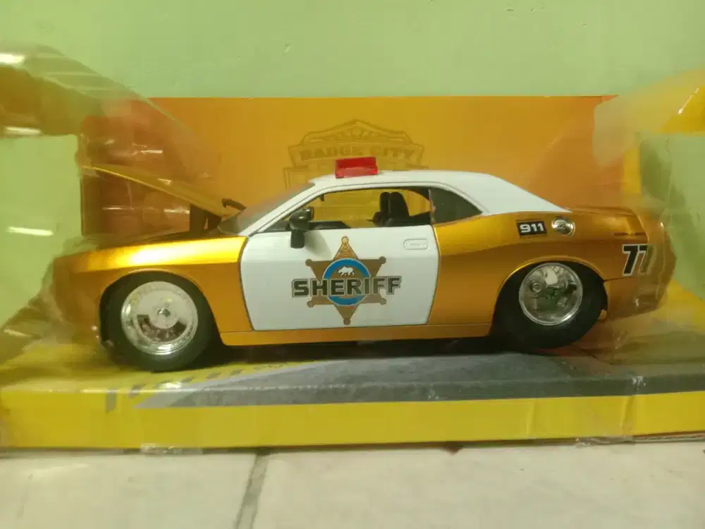 Mobil Polisi - Sheriff Dodge