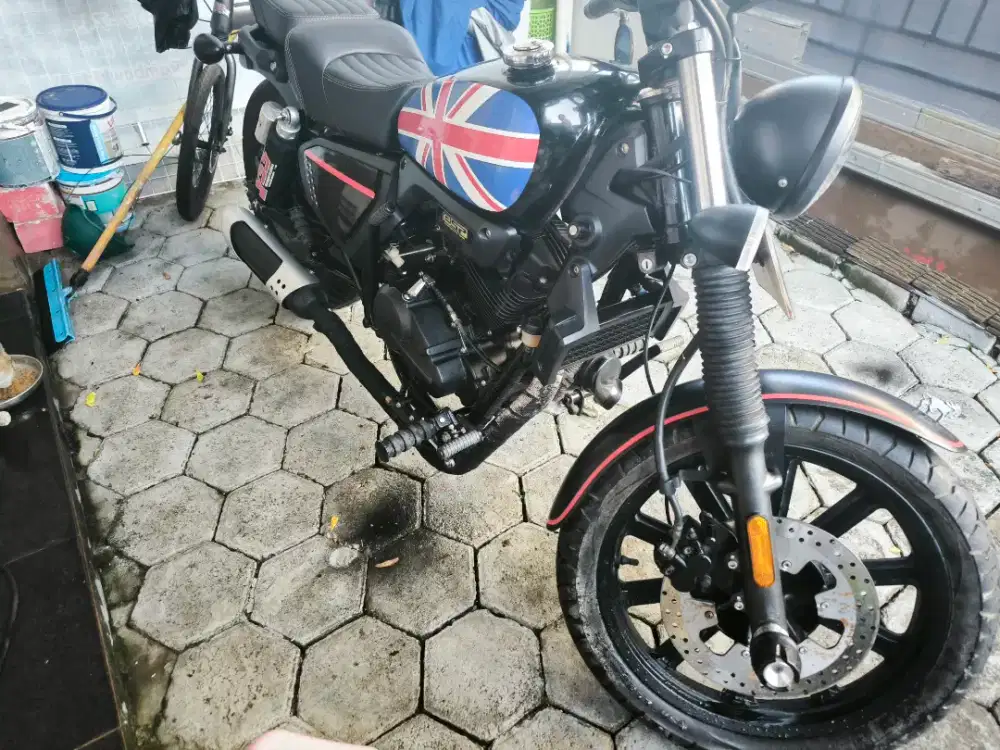 Benelli Evo 200