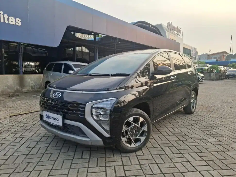 LOW DP Hyundai Stargazer 1.5 Prime Bensin-AT 2024 DZS
