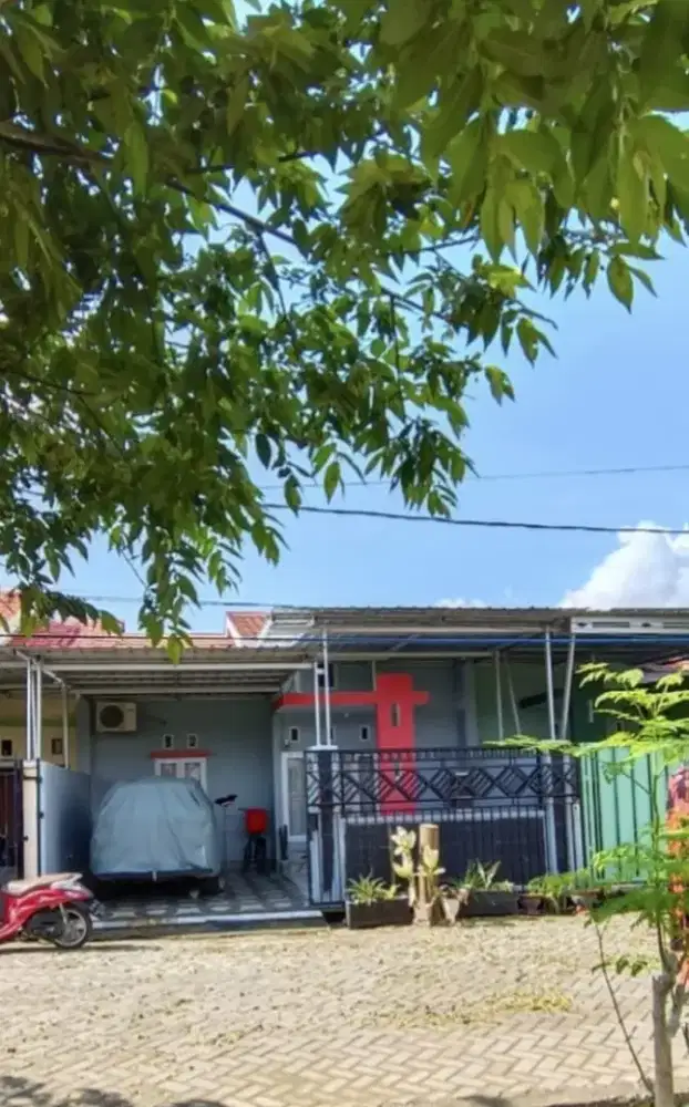 Disewakan rumah dalam kompleks