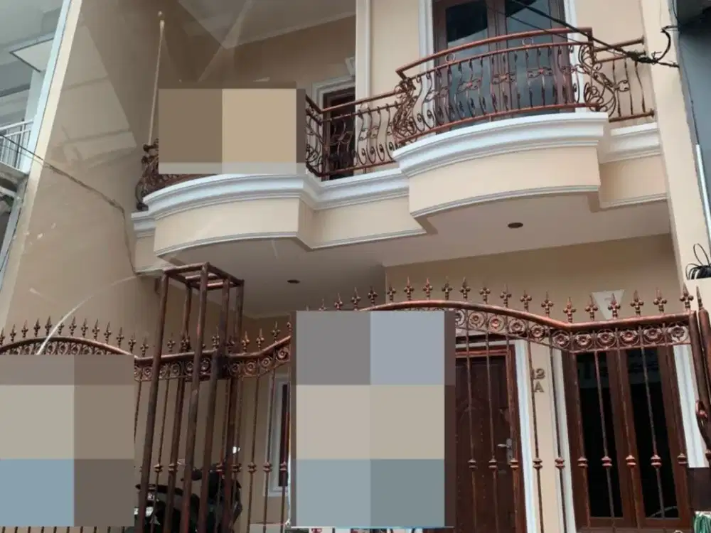 dijual rumah taman surya 3