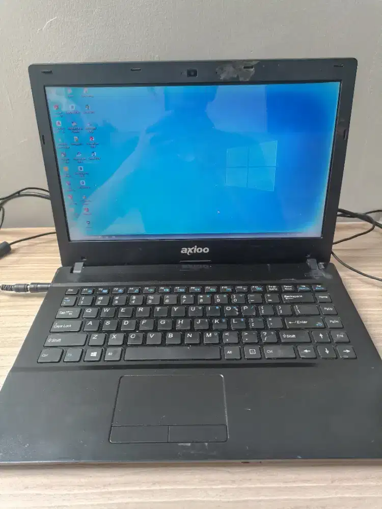 Laptop i7 Axioo RNE minus Layar