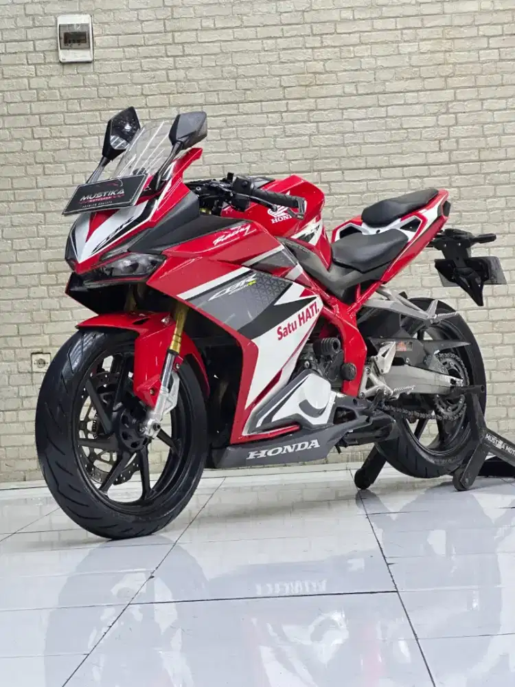 RED RACING EDITION‼️HONDA CBR 250 ABS TH 2018 NOPOL N KAB ODO 20RB