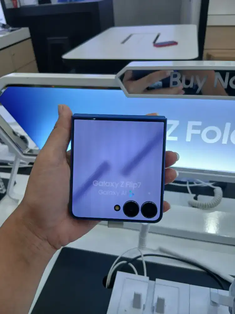 Samsung Galaxy ZFlip 7