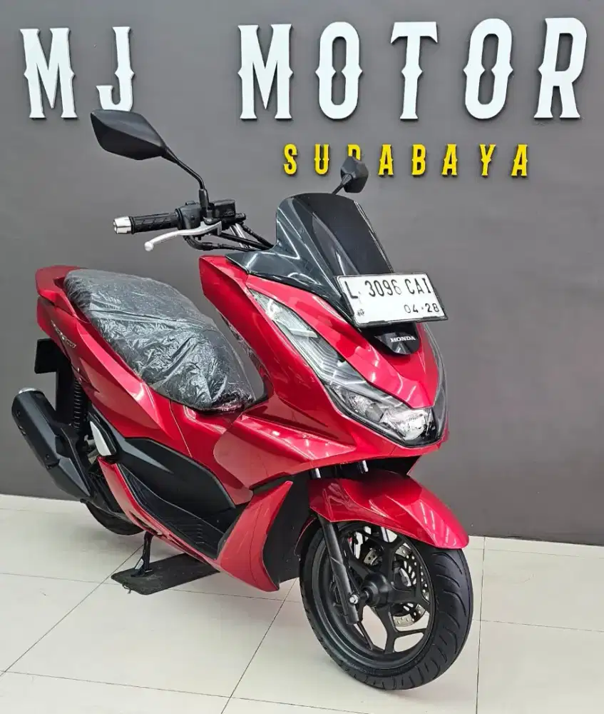 KREDIT DP 4 JT // Honda PCX tahun 2023