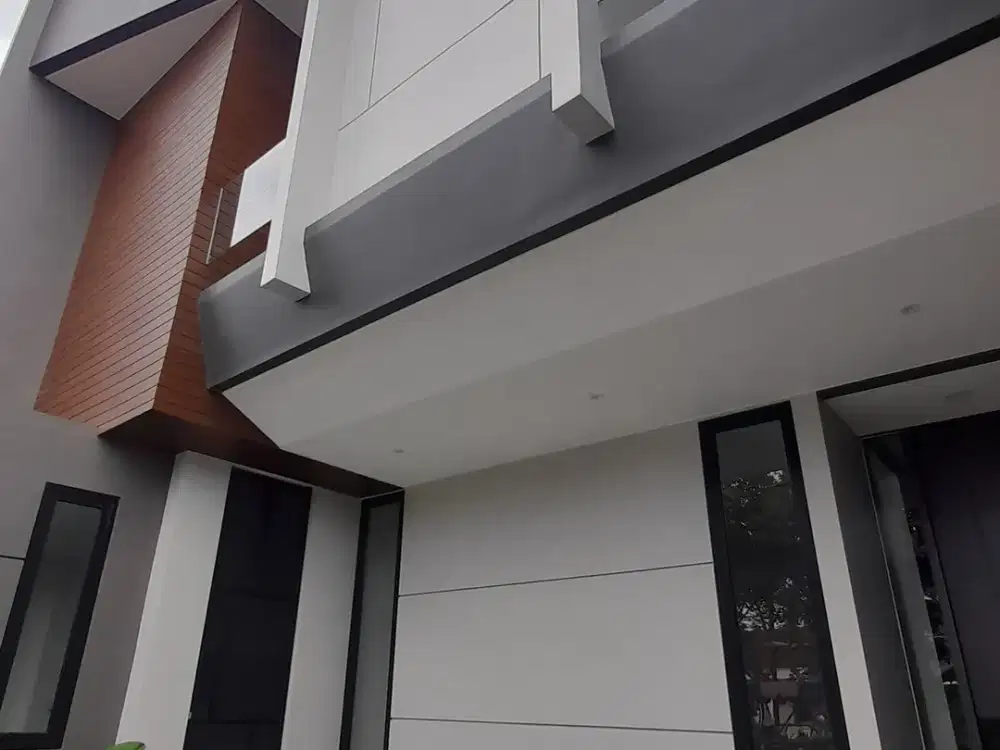 Dijual Rumah Kutisari Indah Baru Gress Mewah Pol Desain Ciamik!