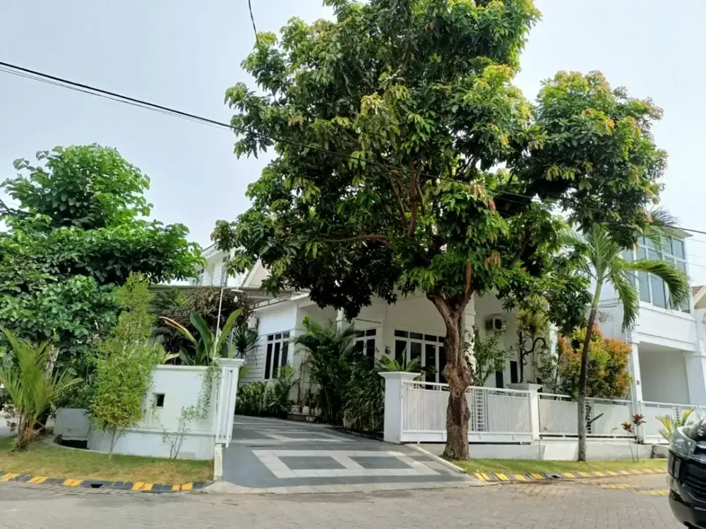 Dijual Rumah Bagus Terawat Nyaman dan Asri 2 Lantai Daerah Waru Sidoarjo