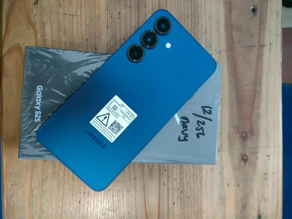 Samsung s25 12/256