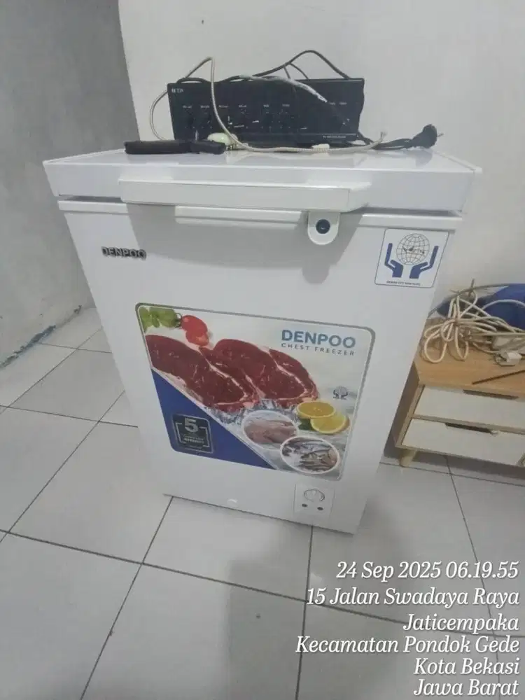 GEROBAK DAN PERLENGKAPAN BERJUALAN