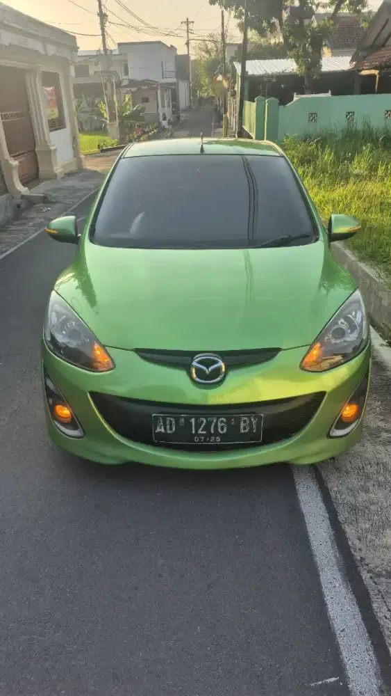 mazda 2 matic 2010