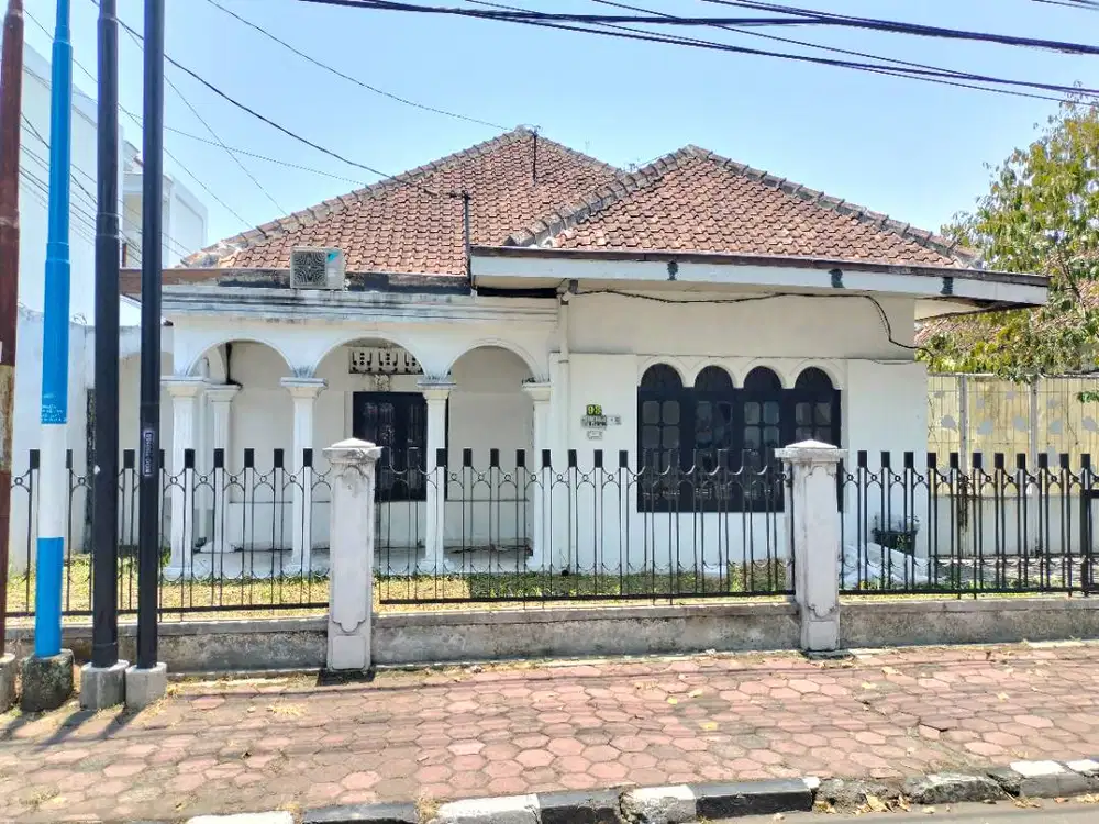 Dijual Rumah Super Strategis Depan Superindo persis, pinggir jalan