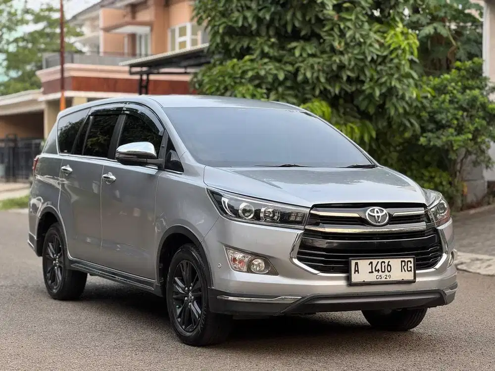 DIESEL! TOYOTA INNOVA VENTURER 2.4 MATIC 2019 SIAP PAKAI