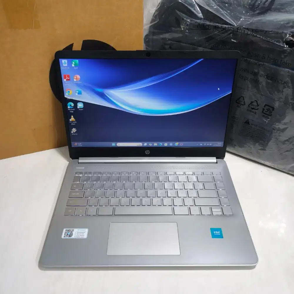 Hp 14s-dq3127tu intel Celeron N4500 Ram 4gb ssd 512gb garansi panjang