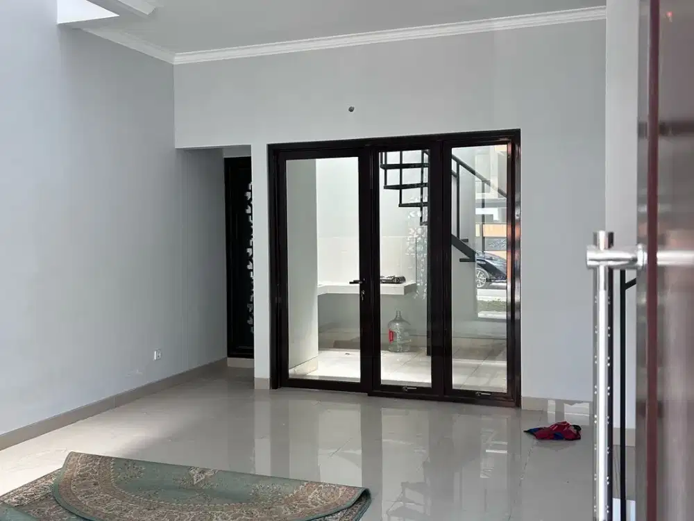 Rumah Lux 2 Lantai Dalam Komplek  Antapani Bandung