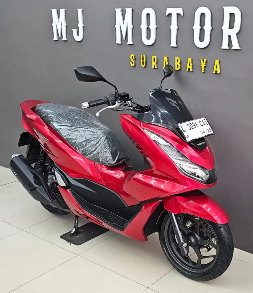 KREDIT DP 4 JT // Honda PCX 160 tahun 2023