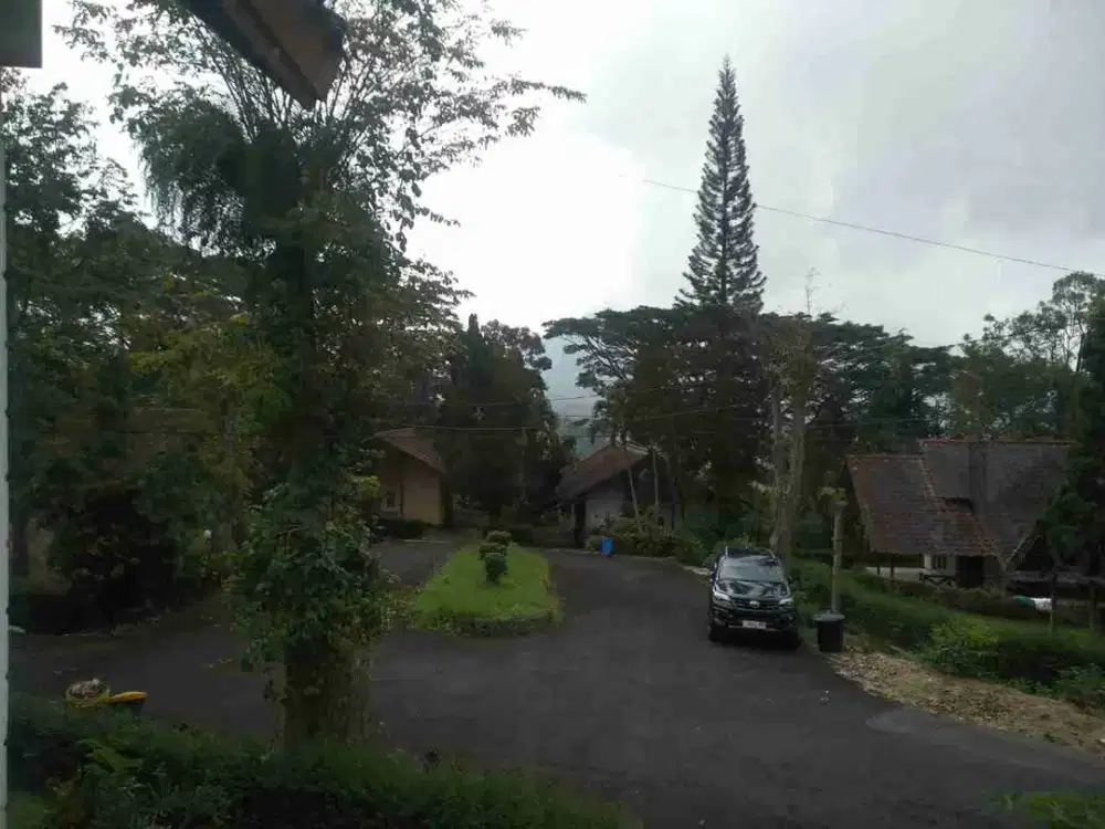 Jual rumah villa Grand trawas estate Mojokerto bangunan renovasi dr awal bukan standart developer