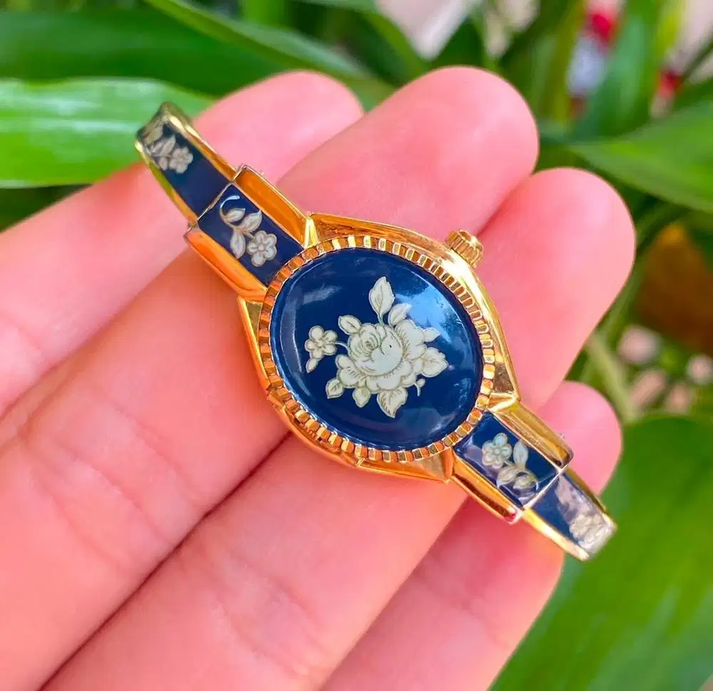 Jam tangan Andre Mouche model gelang
