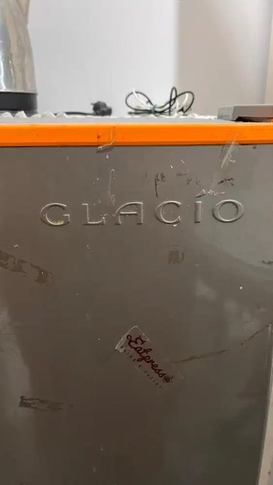Kulkas 1 pintu glacio bekas
