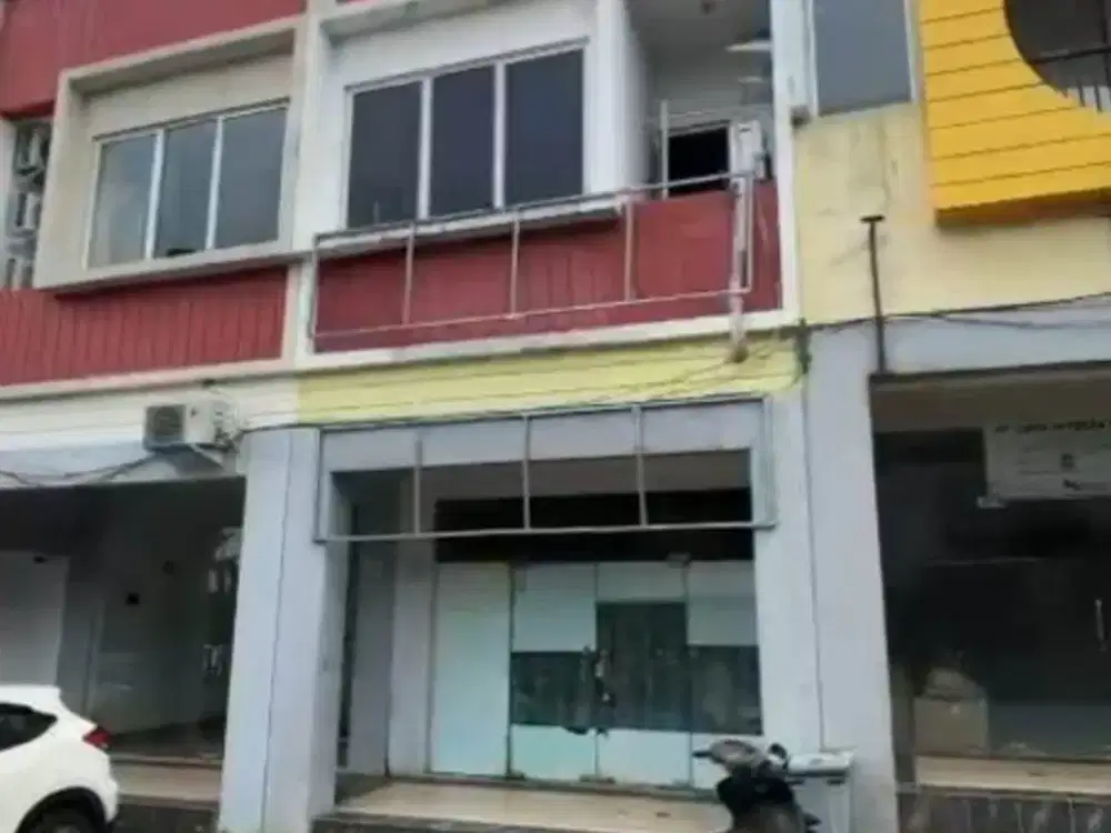 Ruko murah siap usaha di Golden 8 Gading Serpong