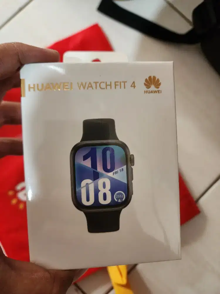 Huawei Watch Fit 4