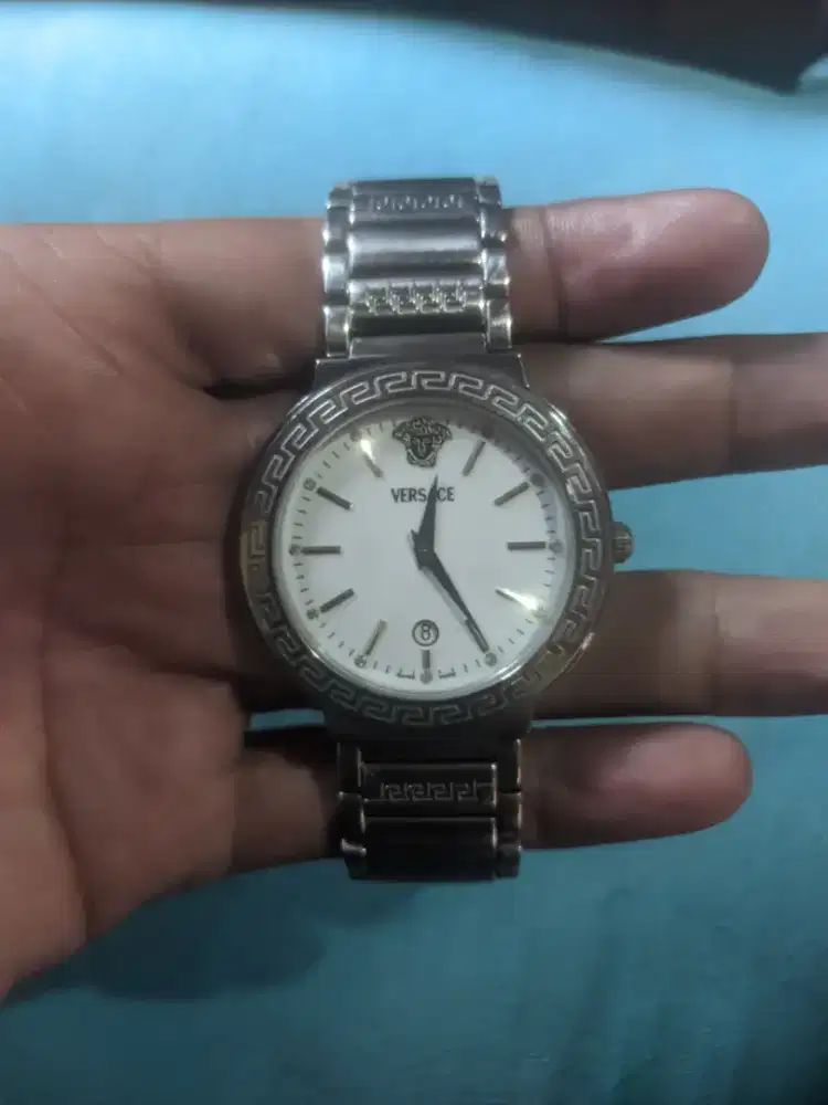 Versace jam tangan