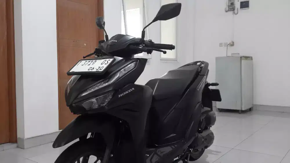 Vario 125 cbs iss remote 2025 total km 1.800an BEKAS BERKELAS