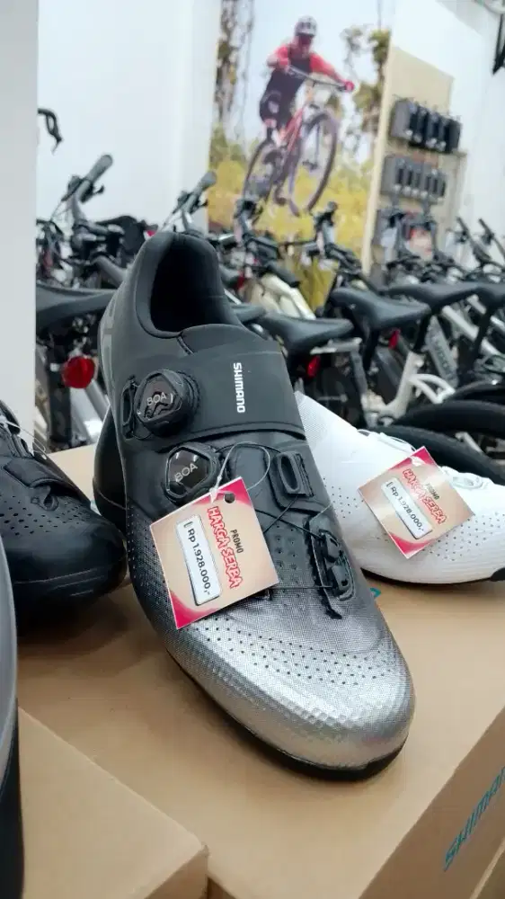 SHIMANO RC7 CARBON