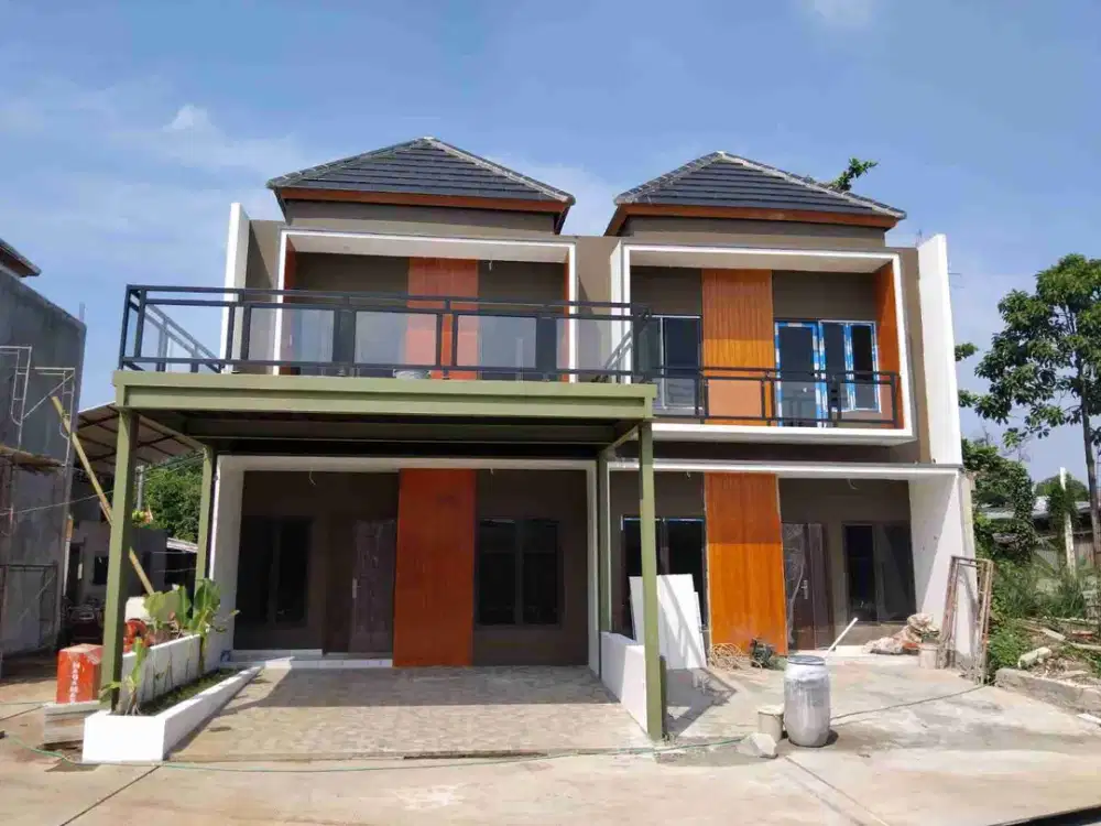 Townhouse Harga Terjangkau Pinggir Jalan Jatiwarna