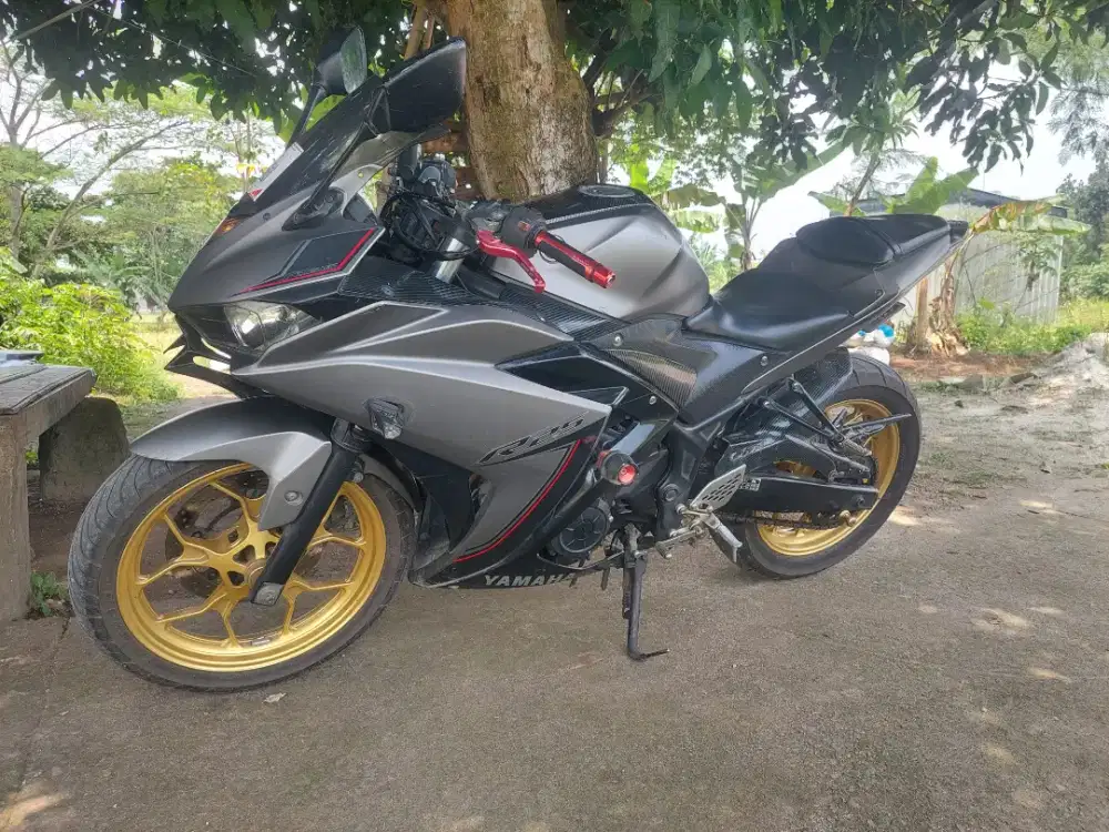 Jual cepat yamaha R25 250 cc tahun 2016