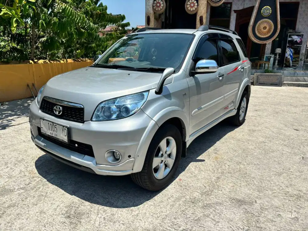 Toyota Rush S 1.5 plat L 2013 cipto mobil bekas sekoto kediri