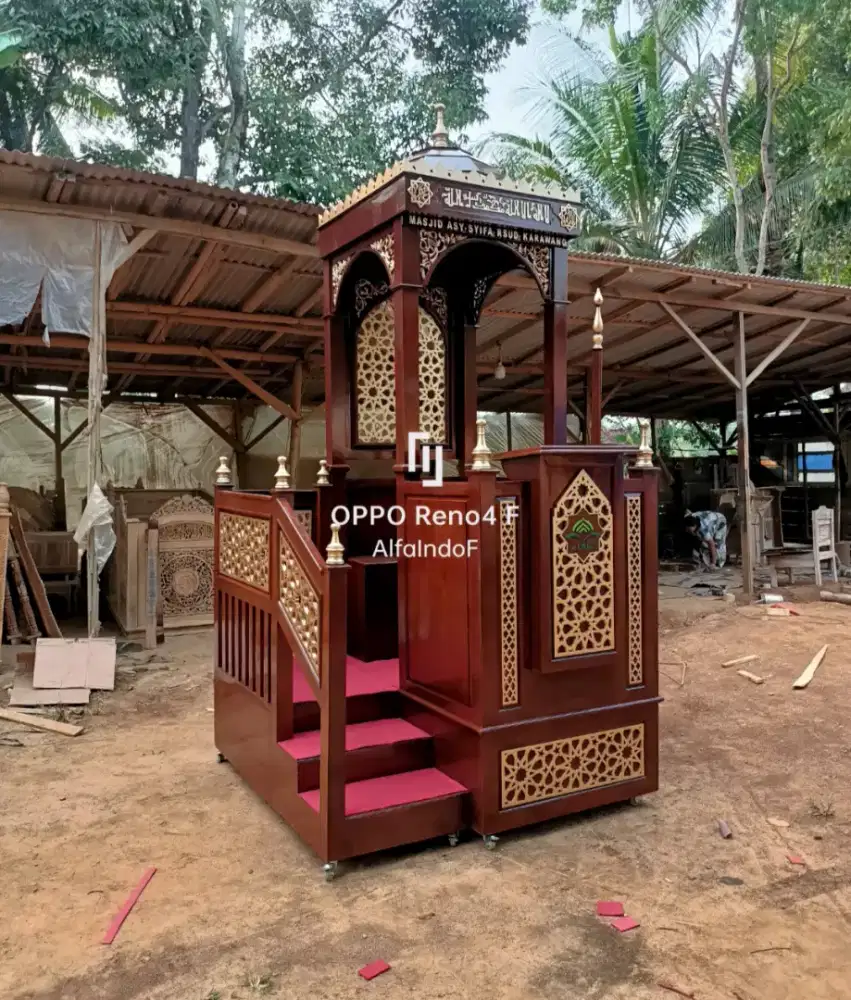 Mimbar masjid kubah tangga samping kayu jati