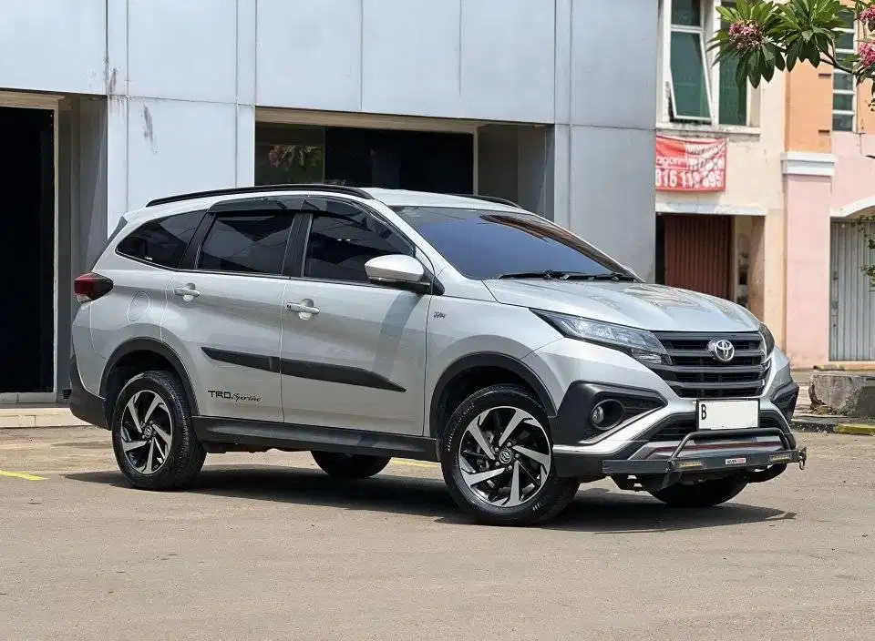 Toyota Rush 1.5 S TRD AT 2021 Silver Metalik Km 40rb Record Dp 19Jt