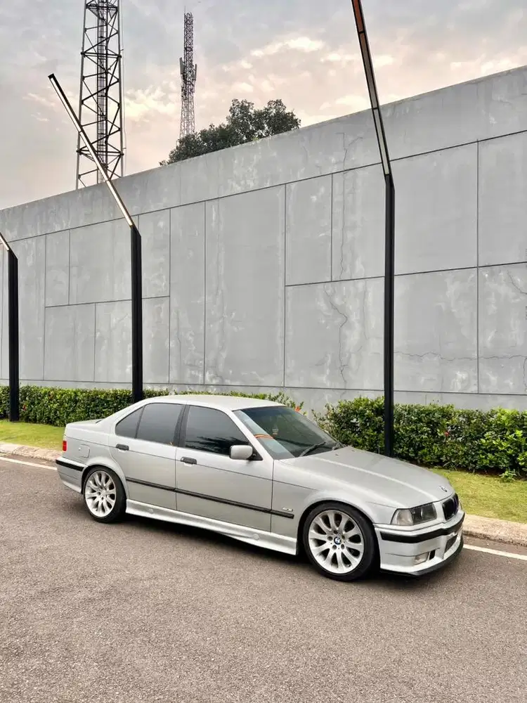 - [ ] BMW E36 323i M52 1997 ASC