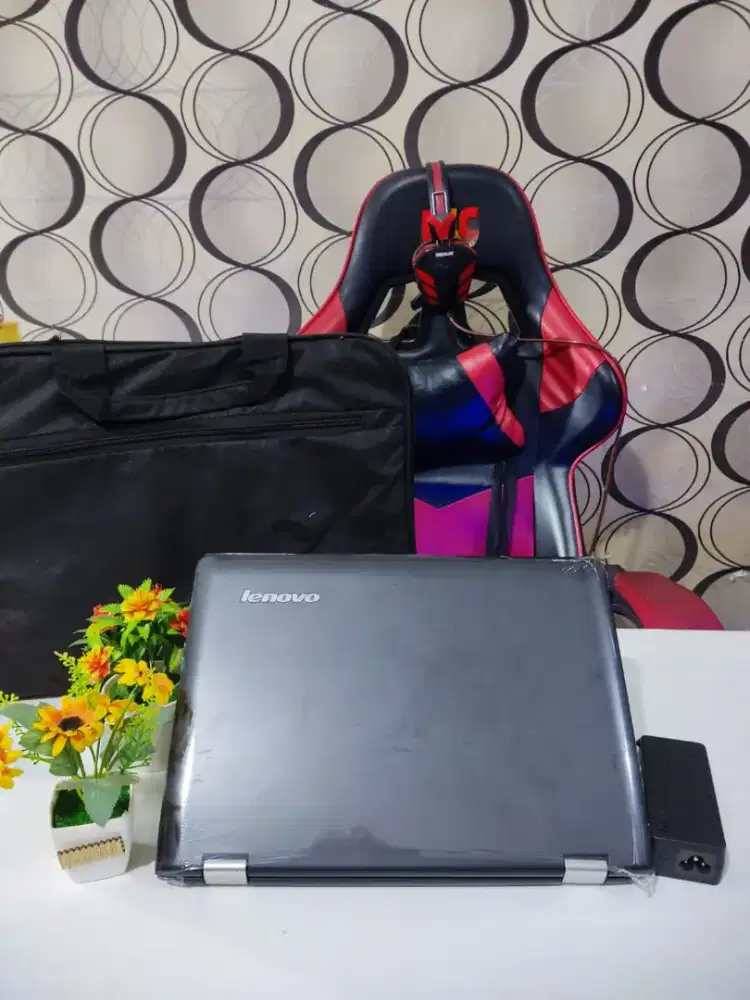 Laptop Super slim Lenovo Yoga 330 TOUCHSCREEN [SSD 240GB]