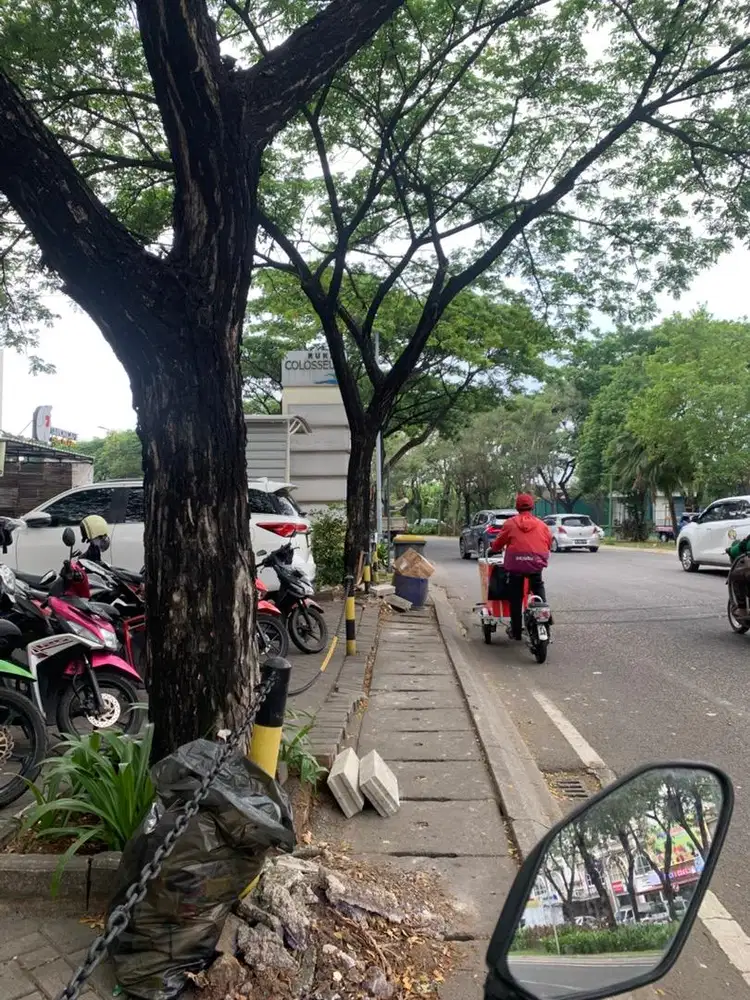 Cari kerjaan apa aja