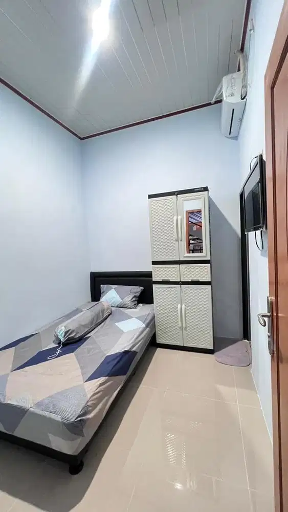 Kost sky blue residence