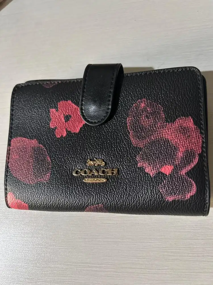 Dompet Uang dan Koin Merk COC