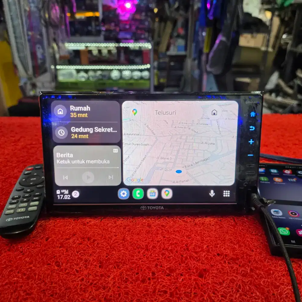 Head Unit TOYOTA INNOVA REBORN V 2021-2022 Android Auto CarPlay