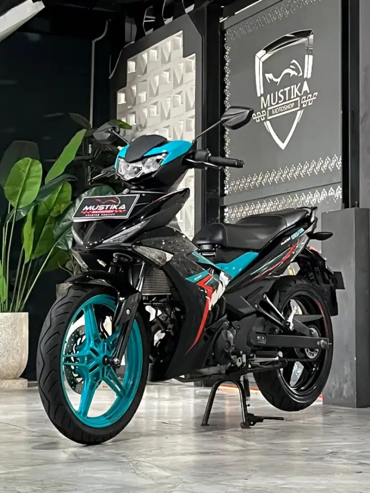 YAMAHA JUPITER MX-KING 2023