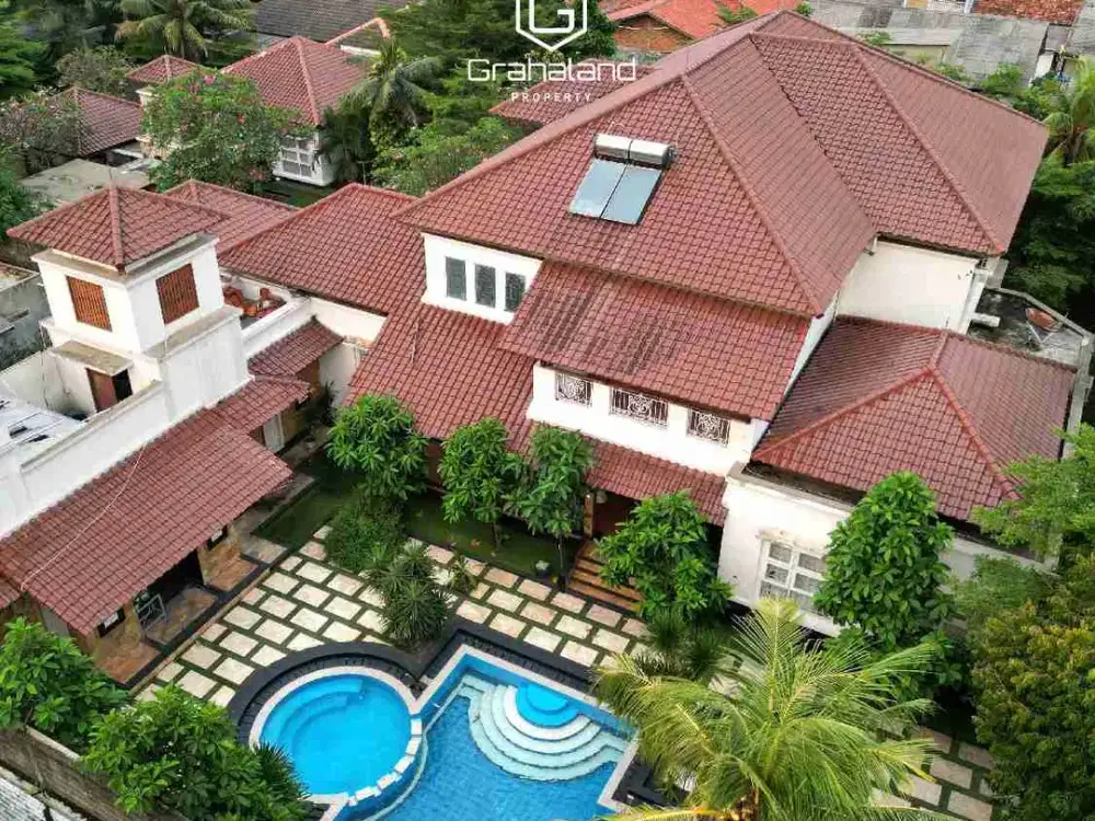 Rumah Super Mewah Luas Akses Strategis Jalan Besar Di Jagakarsa