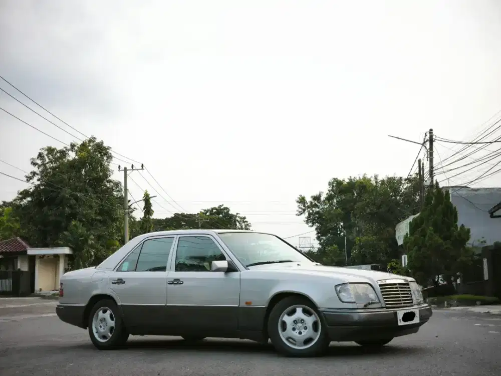 Mercy E220 1995 Manual Mercedes Benz