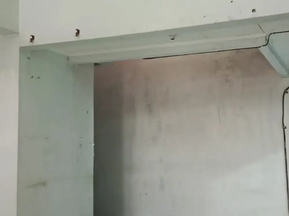 DISEWAKAN RUMAH BESAR JARANG ADA HARGA TERMURAH DI CITRA GARDEN 5