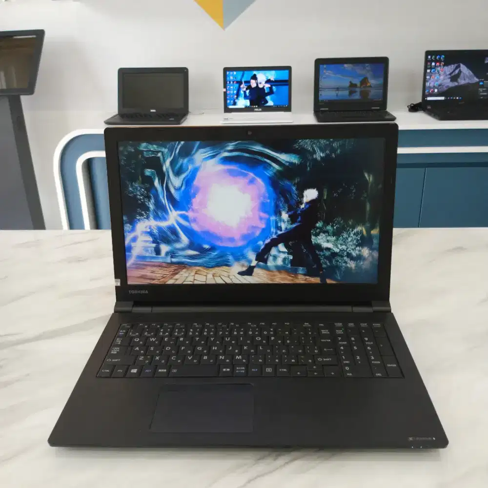(T11)Laptop Editing Desain Intel Core i7Gen8 8GB 256GB 16inch DVD ROOM