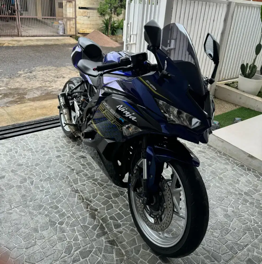 Kawasaki X25R Non ABS