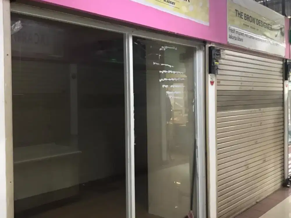 Kios Fresh Market 2unit gandeng   ada  kaca